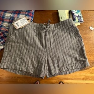 Beautiful, lightweight Prana Short NWT!